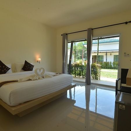 Maleesirin Oldtown Resort 란타섬 외부 사진