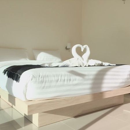Maleesirin Oldtown Resort 란타섬 외부 사진