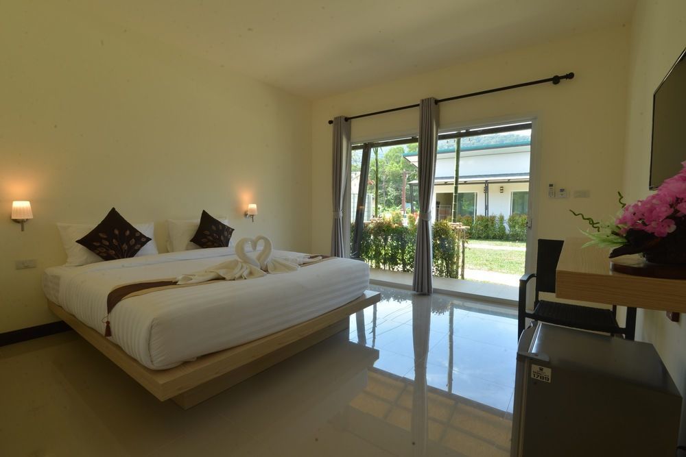 Maleesirin Oldtown Resort 란타섬 외부 사진
