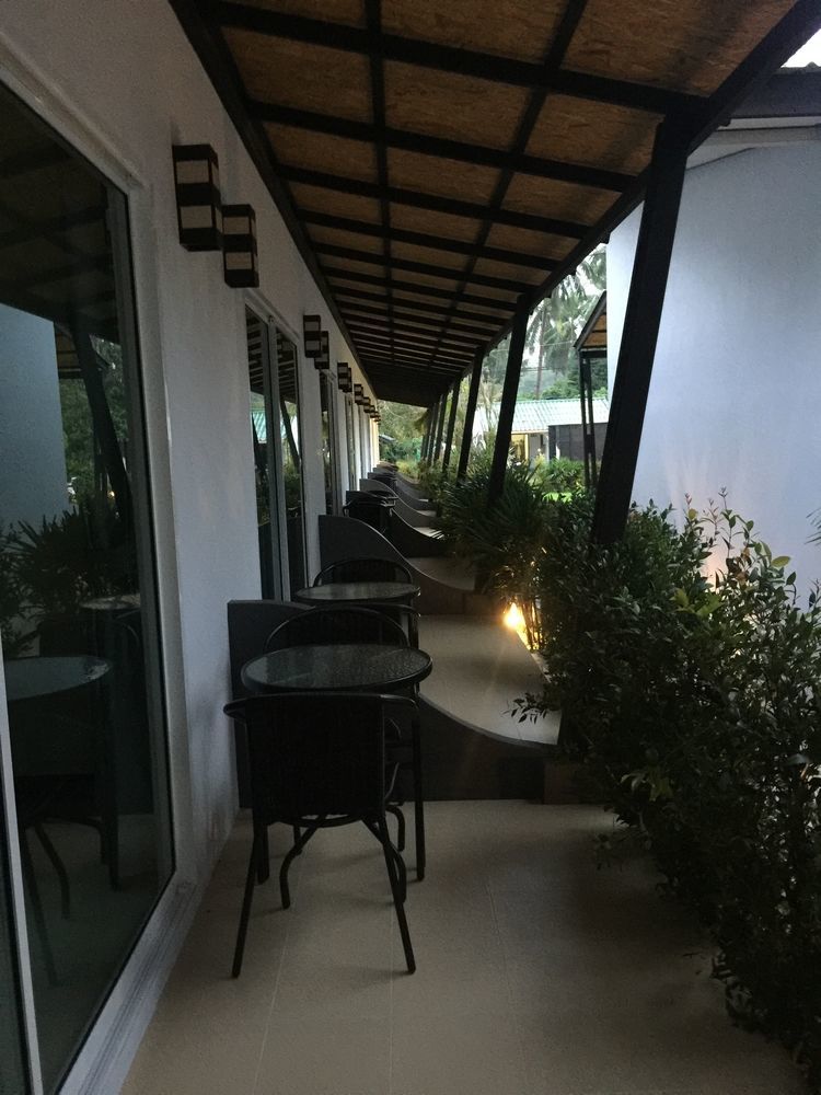 Maleesirin Oldtown Resort 란타섬 외부 사진